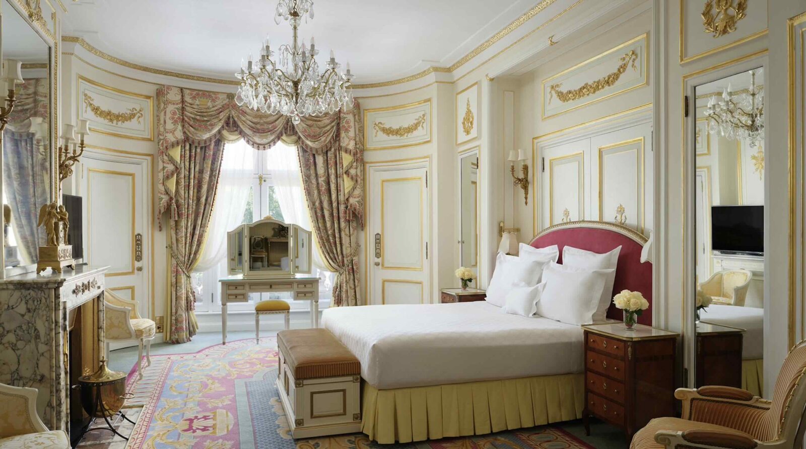 Best Hotels in London - The Trafalgar Suite at The Ritz London