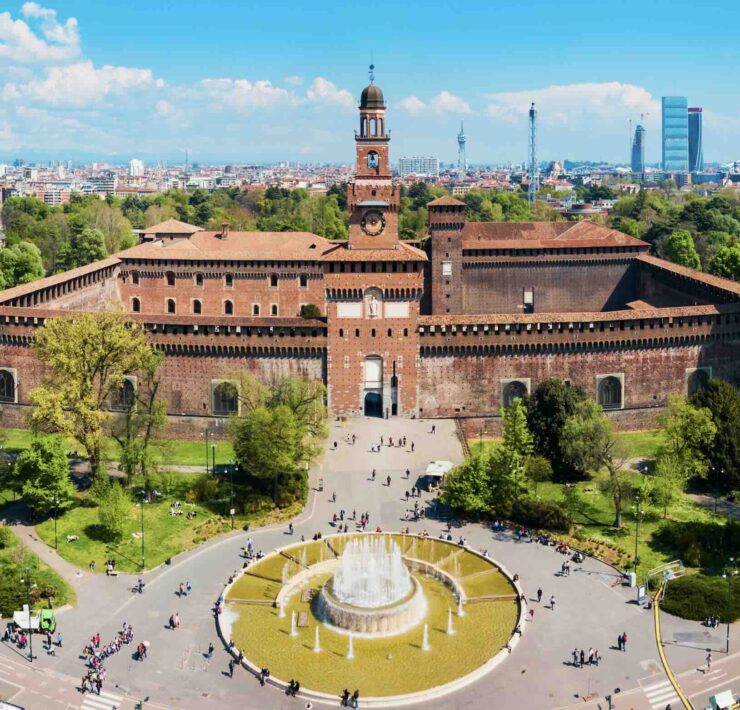 Milano Travel Guide - Castello Sforza