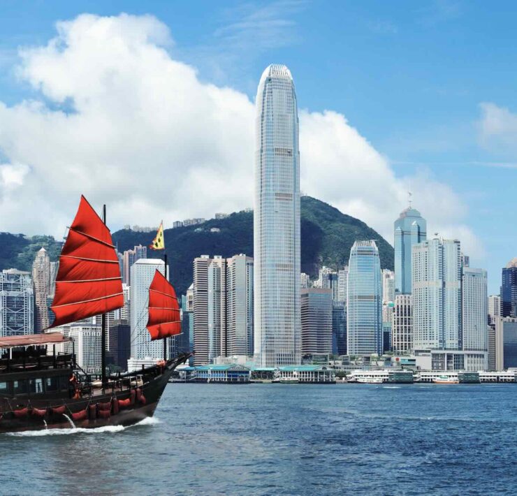 Hong Kong Travel Guide - The Voyage Magazine Hong Kong Travel Guide